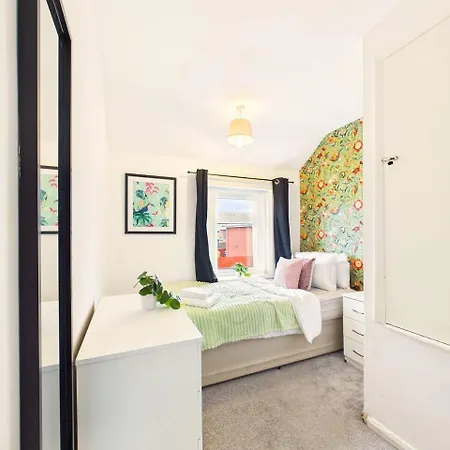 Apartment New Spacious By Signature - Free Parking